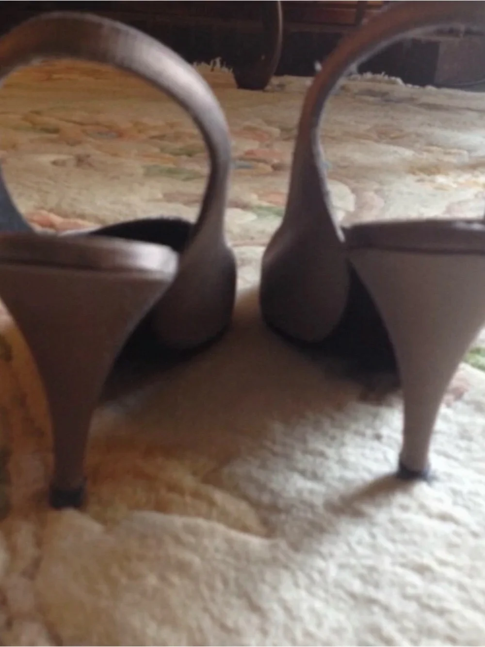 Gloria Vanderbilt Taupe Sling-back Pumps
